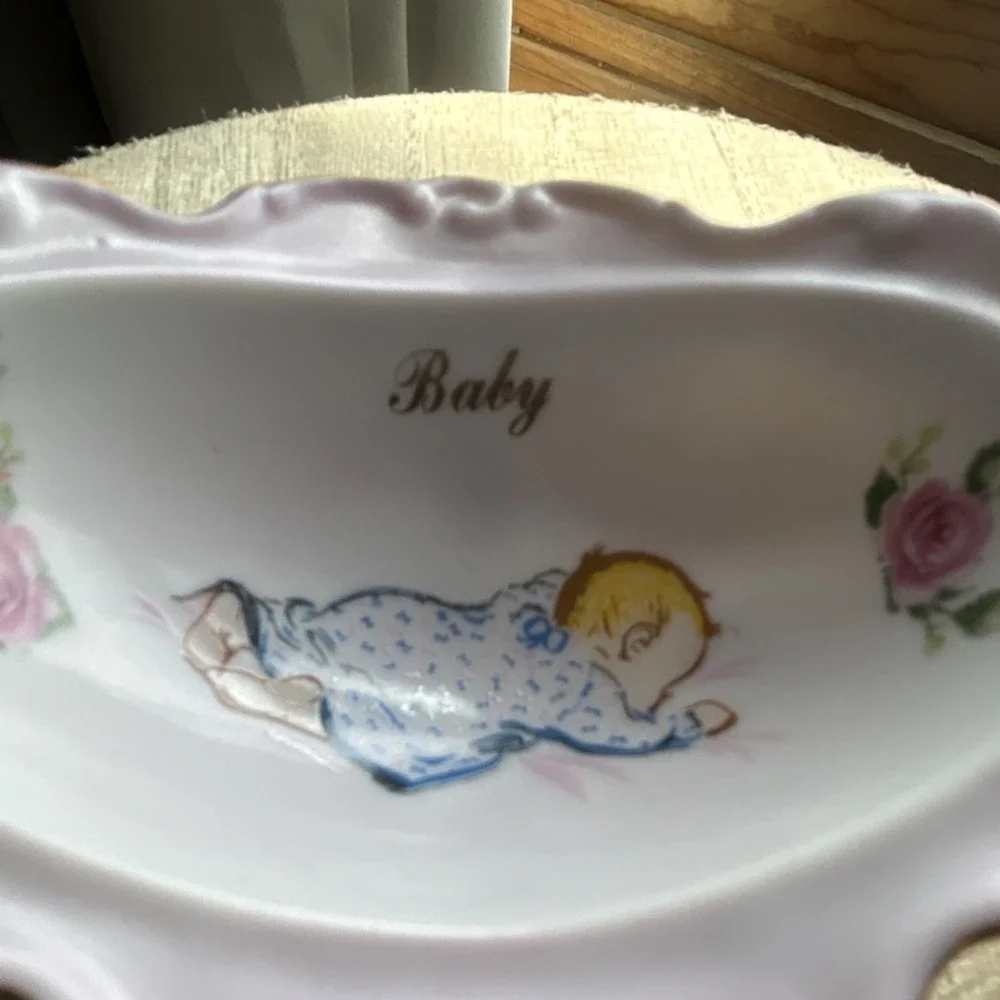 Viletta Fine China Baby Trinket Bowl Pink Gold Trim‎ Sleeping Baby Roseburg OR